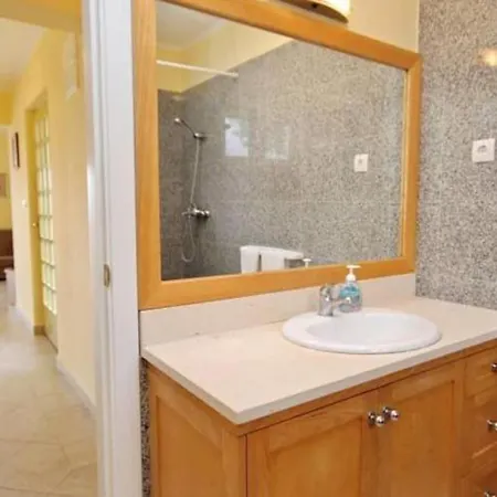 Mateja, Beachfront House Zaton (Zadar)