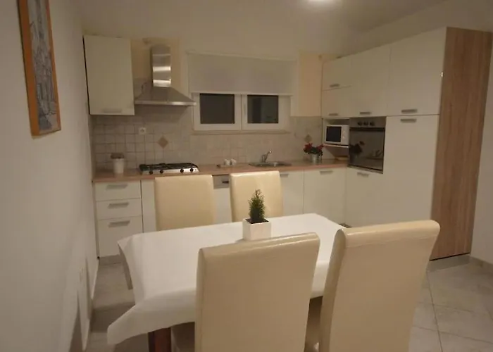 Apartmán Mateja, Beachfront House Zaton (Zadar)